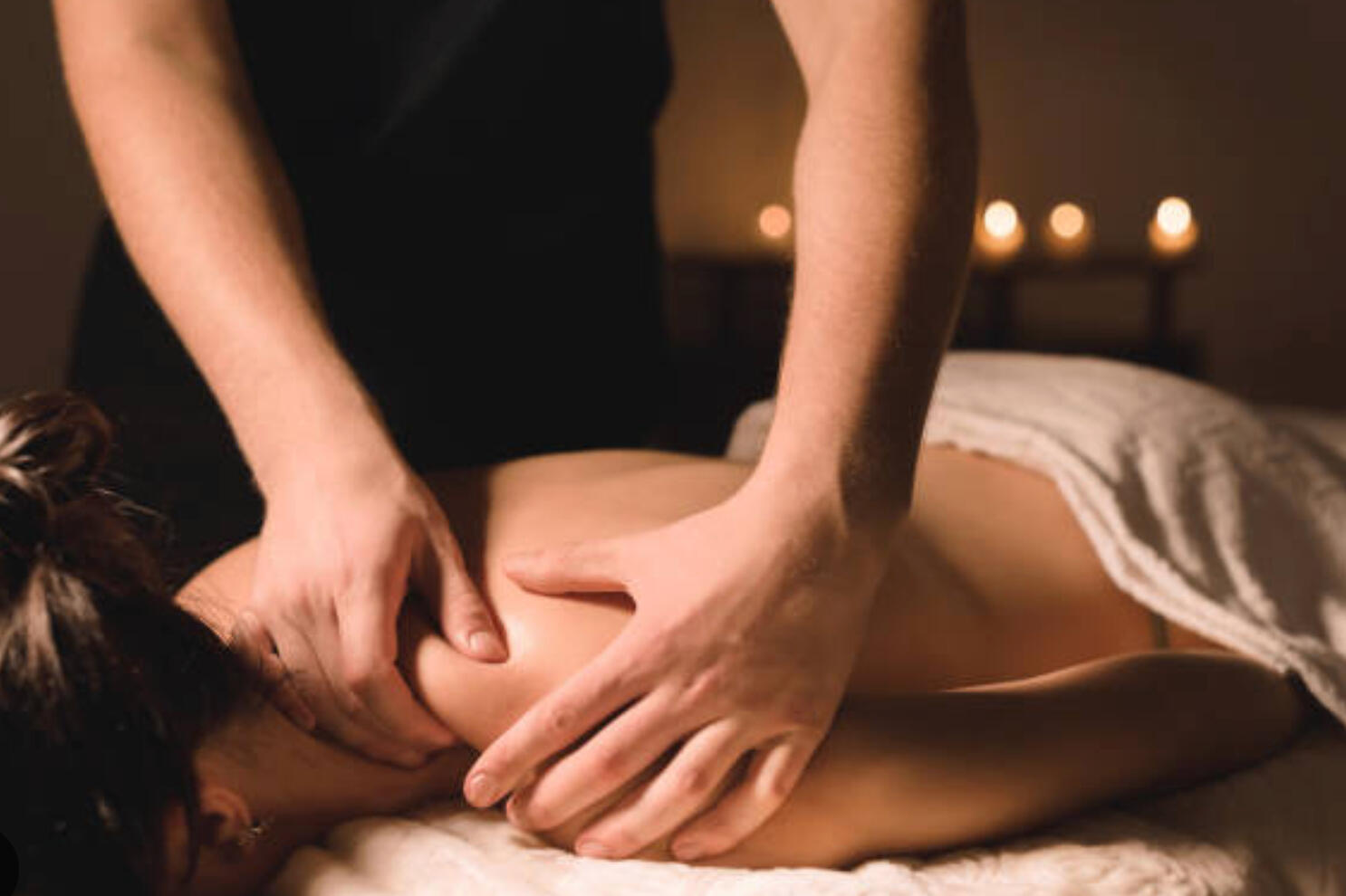 Massage du dos Massage du dos Chamonix Sallanches Justine